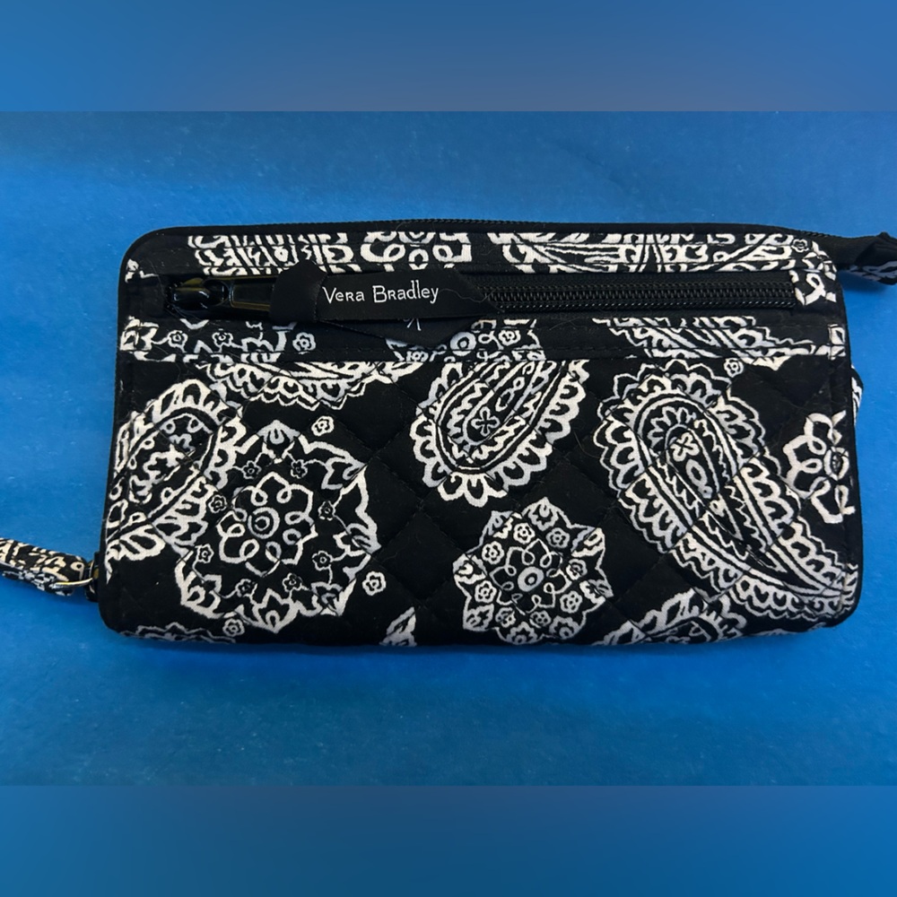 Vera Bradley tab wallet
